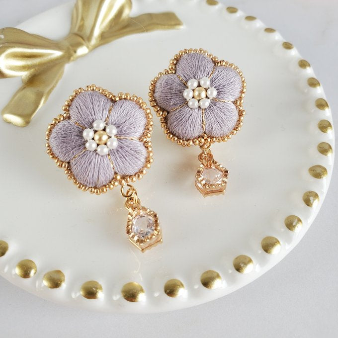 [Hanaliko] Japanese Handmade Flower Embroidery Earrings, Purple