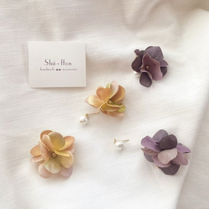 [shii-ffon] Japanese Handmade Petal Earrings, Yellow