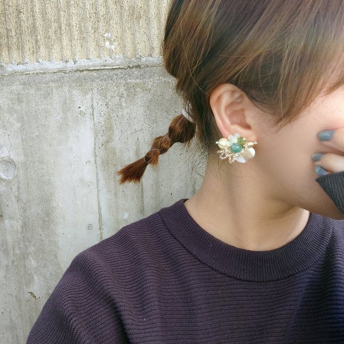 [laSoeur] Japanese Handmade Beads Embroidery Saita Earrings, Milky White x Colourful