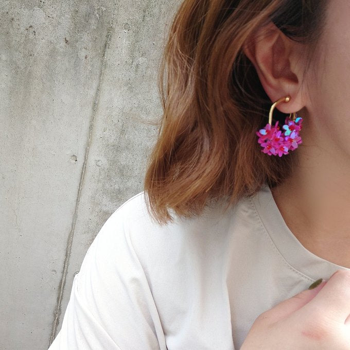 [laSoeur] 日本珠子刺繡Wreath耳環，紫紅色 