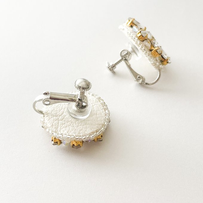 [Bell] Japanese Handmade Crystal Beads Earrings