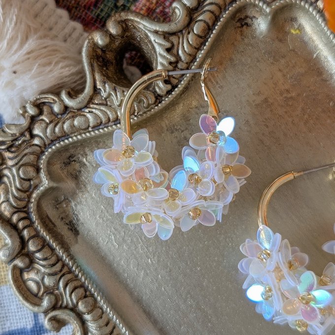 [laSoeur] 日本珠子刺繡Wreath耳環，透明