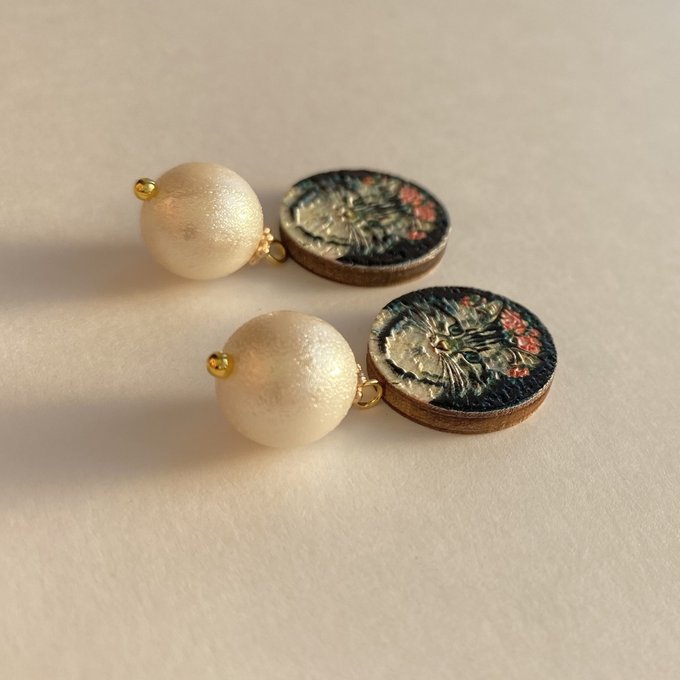 [mameko] Japanese Handmade Kitten Earrings, Black