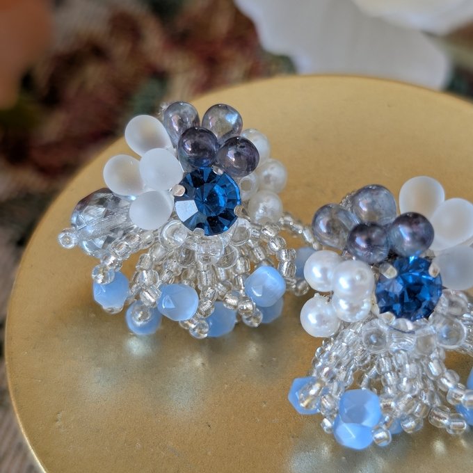 [laSoeur] 日本珠子刺繡Saita耳環，藍色 