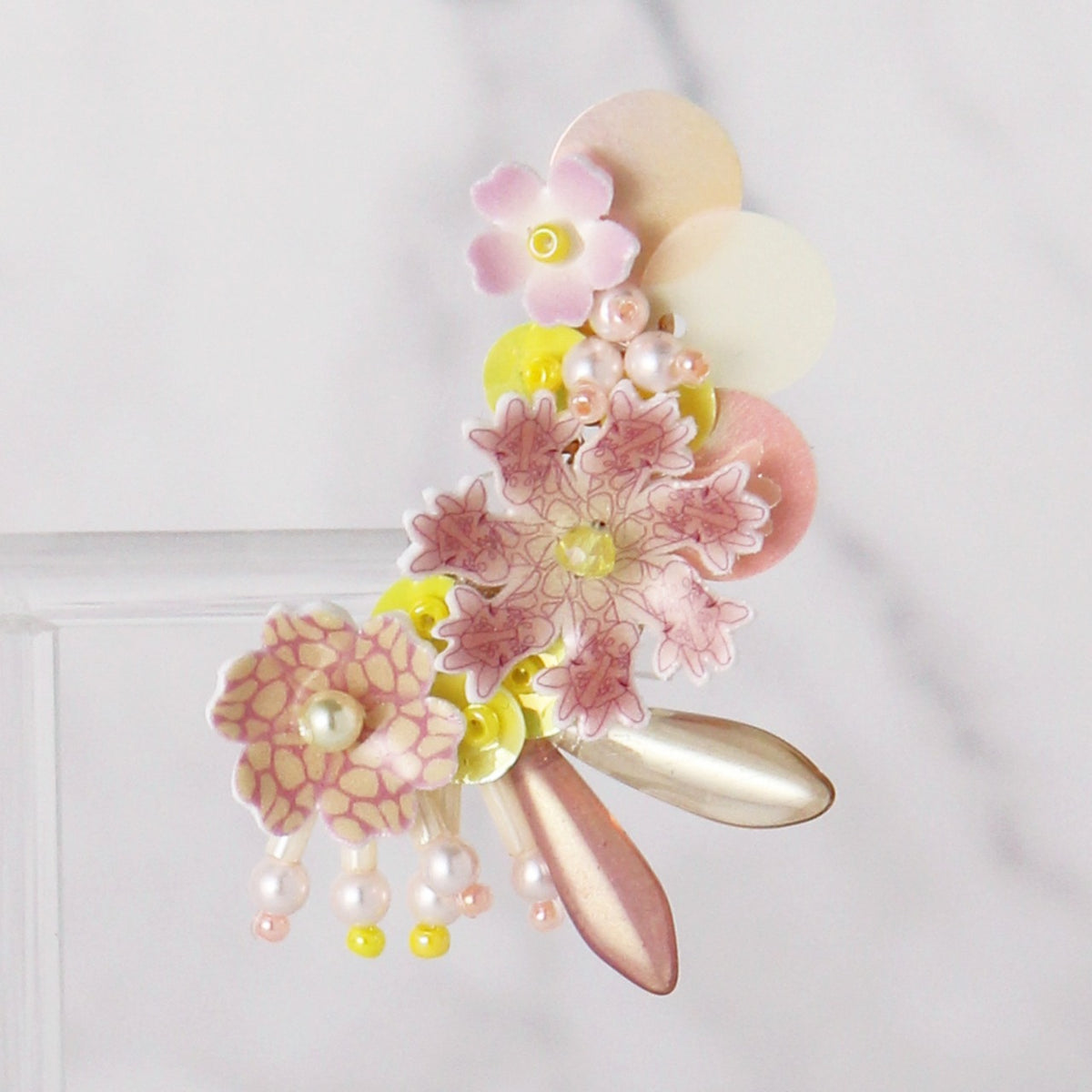 [kooco kirari] Japanese Handmade Giraffe Deluxe Earrings, Pink