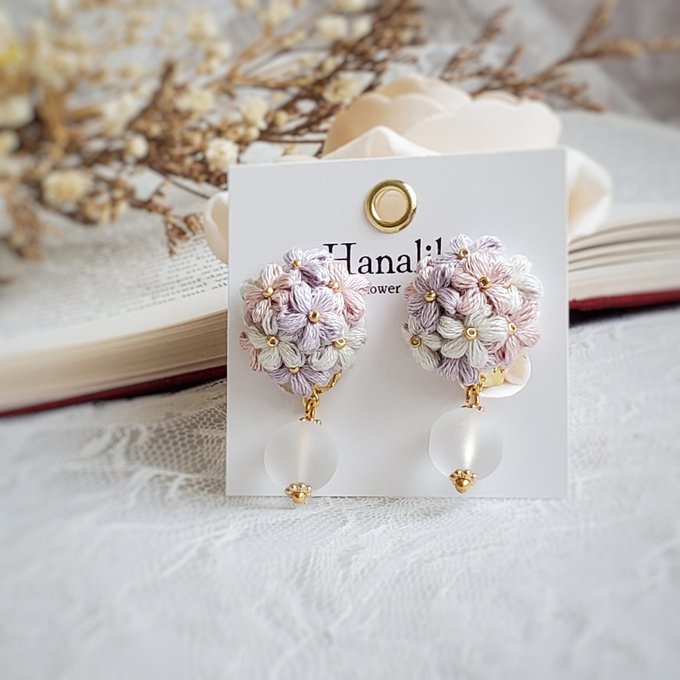 [Hanaliko] Japanese Handmade Bouquet Embroidery with Bead Earrings, Purple x Pink