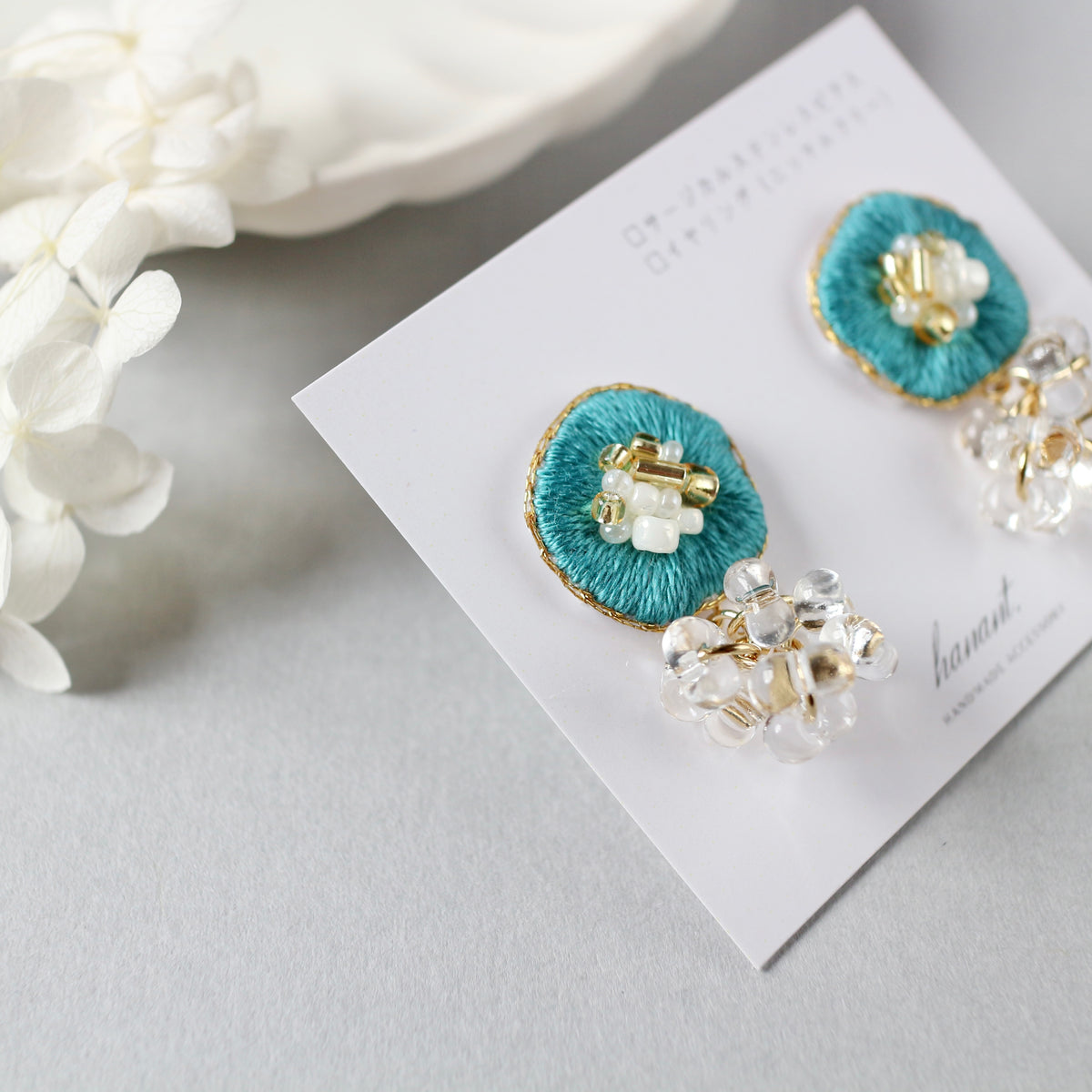 [hanant] Japanese Handmade Czech Glass Embroidery Earrings, Turquoise Blue