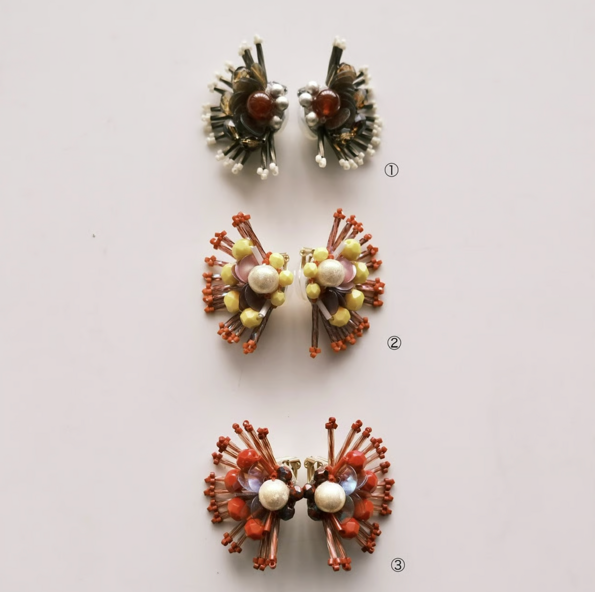 [tukurou] Japanese Handmade Beads Embroidery Kajaku Earrings, Red (Clip Only)