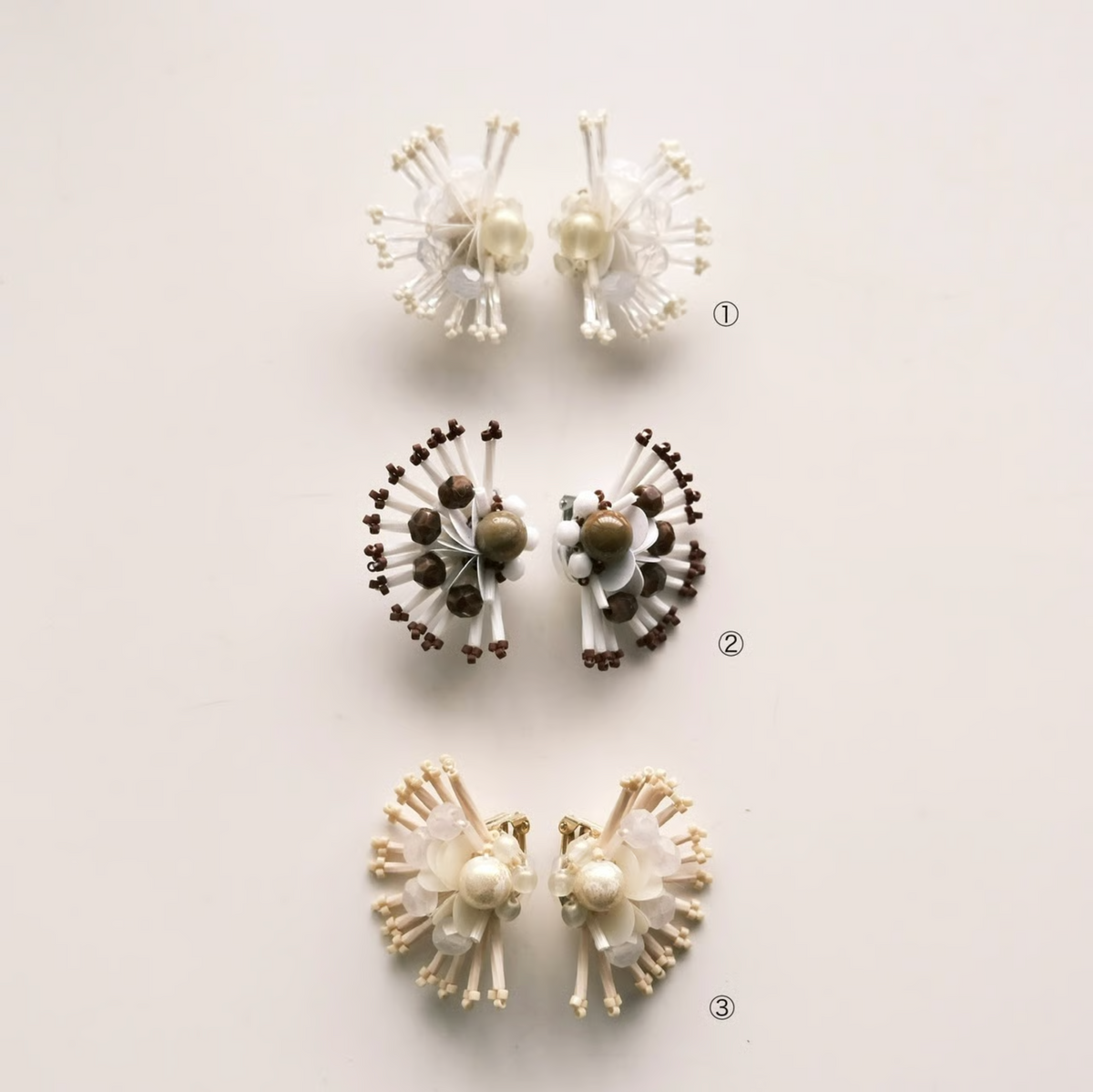[tukurou] Japanese Handmade Beads Embroidery Kajaku Earrings, Beige (Clip Only)