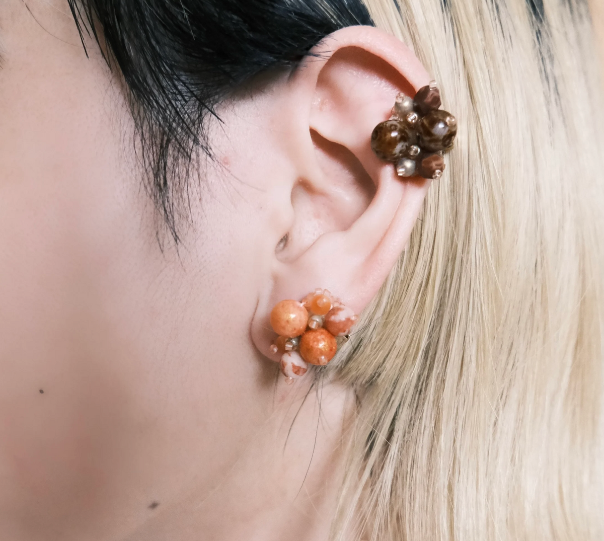 [tukurou] Japanese Handmade Beads Embroidery Tsubu Tsubu Earrings, Red (Clip Only)
