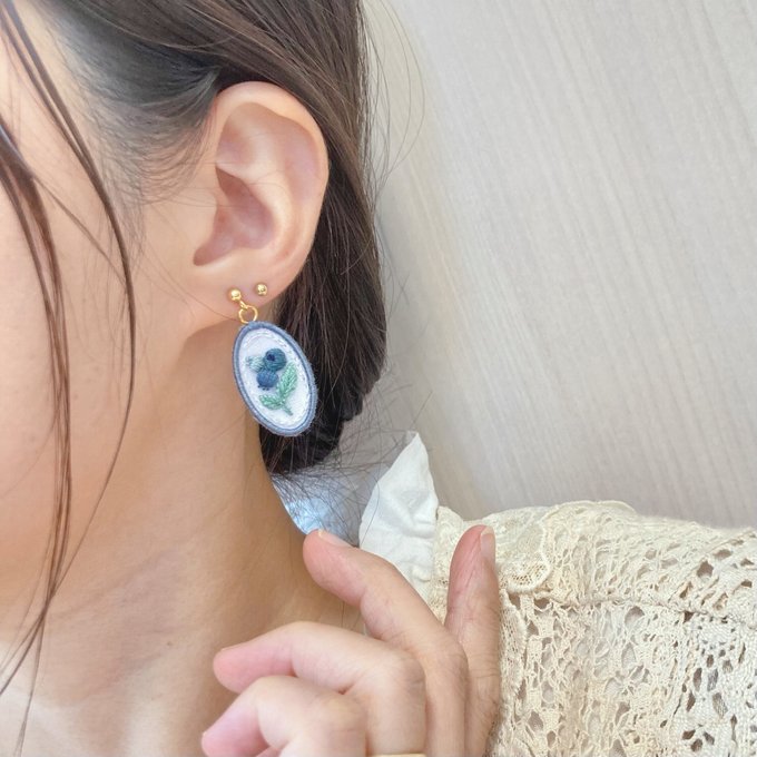 [putiito...] Japanese Handmade Embroidery Earrings, Blue Berry (Plant for July)