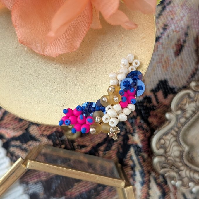 [laSoeur] Japanese Handmade Beads Embroidery Nonohana Ear Cuff, Pink x Blue