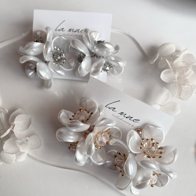 [la mue] Japanese Handmade Beads & Pearls Earrings, Silver