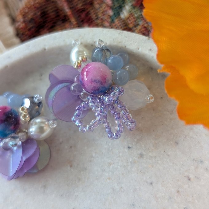 [laSoeur] 日本珠子刺繡Saita耳環，紫色 x 粉藍色 