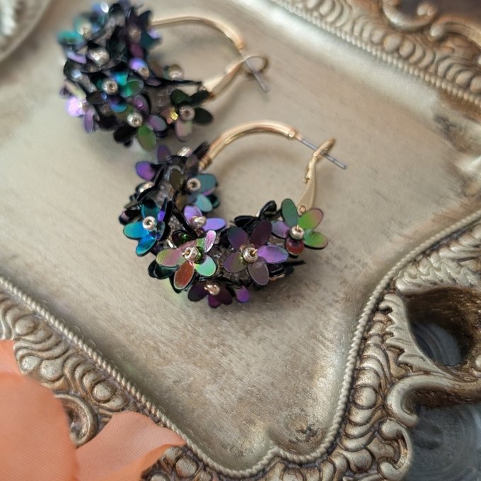 [laSoeur] Japanese Handmade Beads Embroidery Wreath Earrings, Black