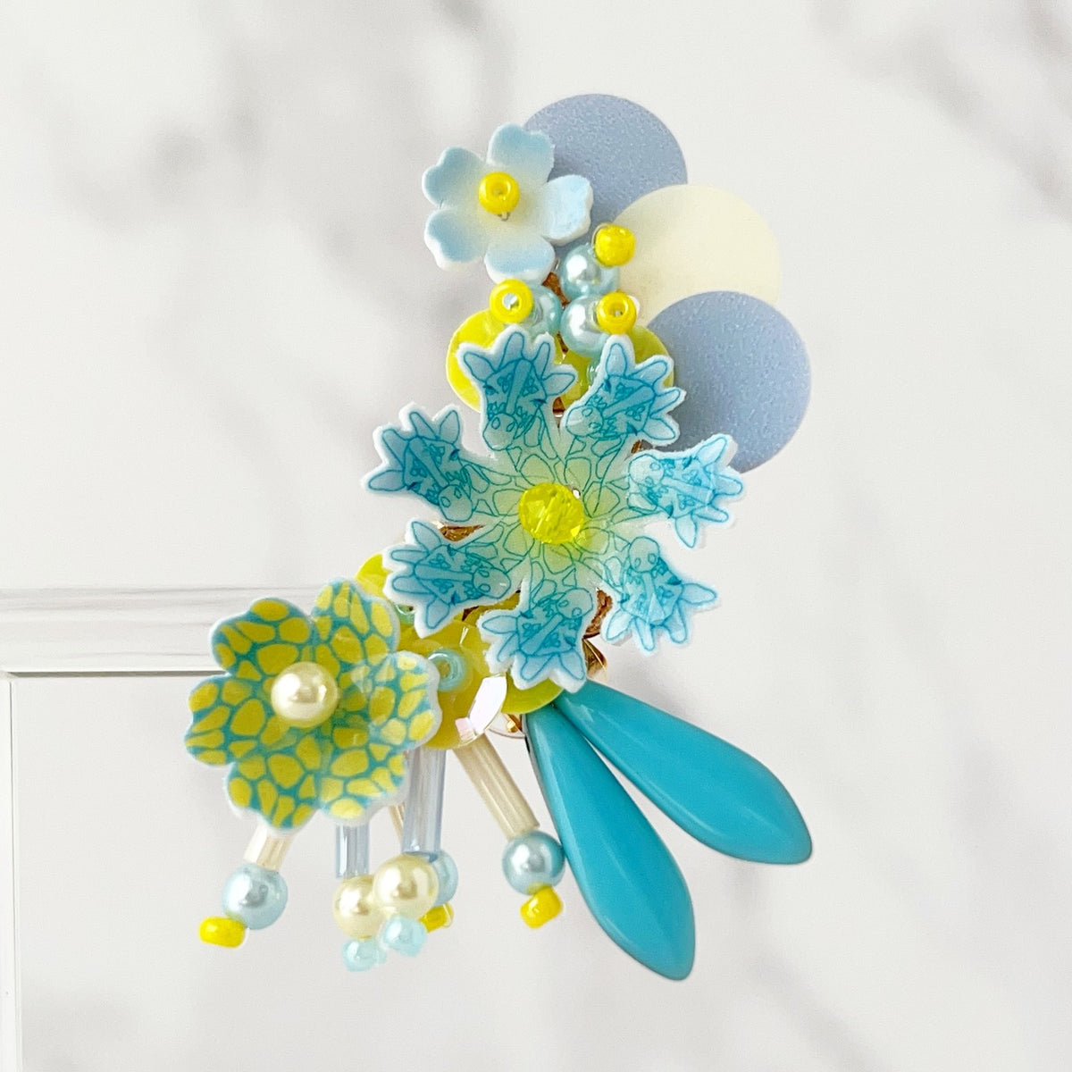 [kooco kirari] Japanese Handmade Giraffe Deluxe Earrings, Blue