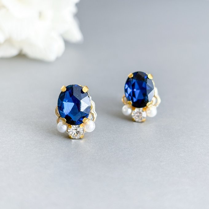 [Bell] Japanese Handmade Oval Beads Earrings, Navy