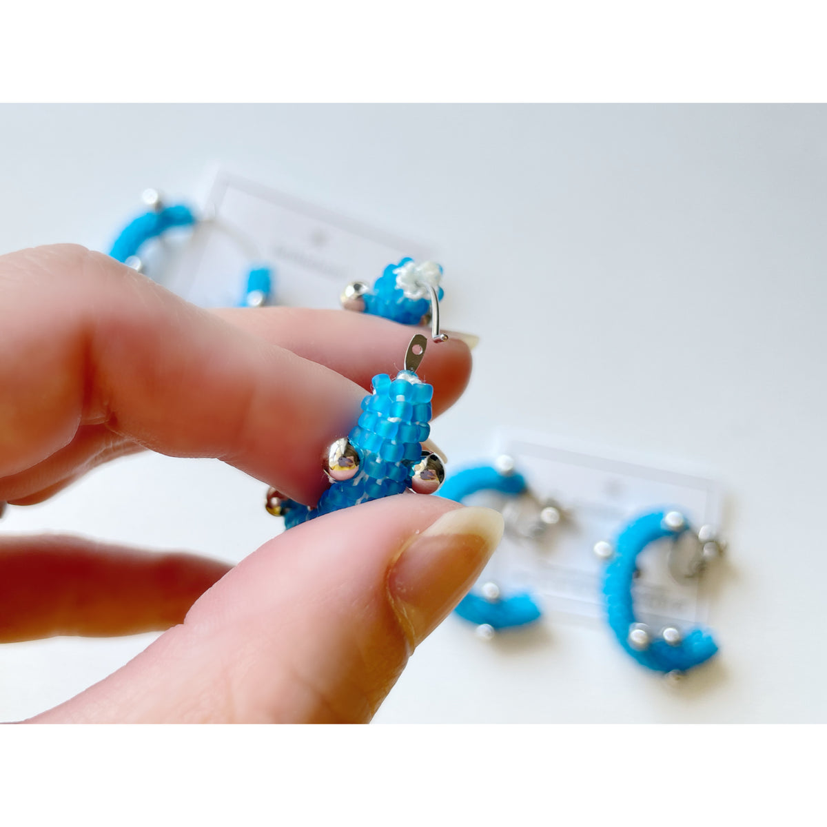 [BETHLEHEM*] Japanese Handmade Beaded Tube Chunky Hoop Earrings, Blue x Silver