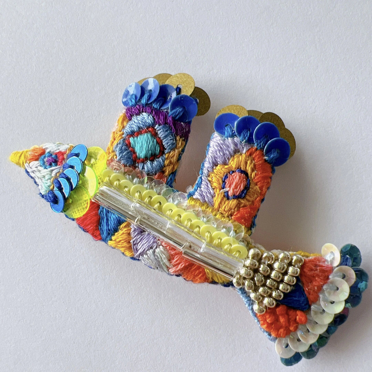 [nakki] Japanese Handmade Flying Bird Embroidery Brooch