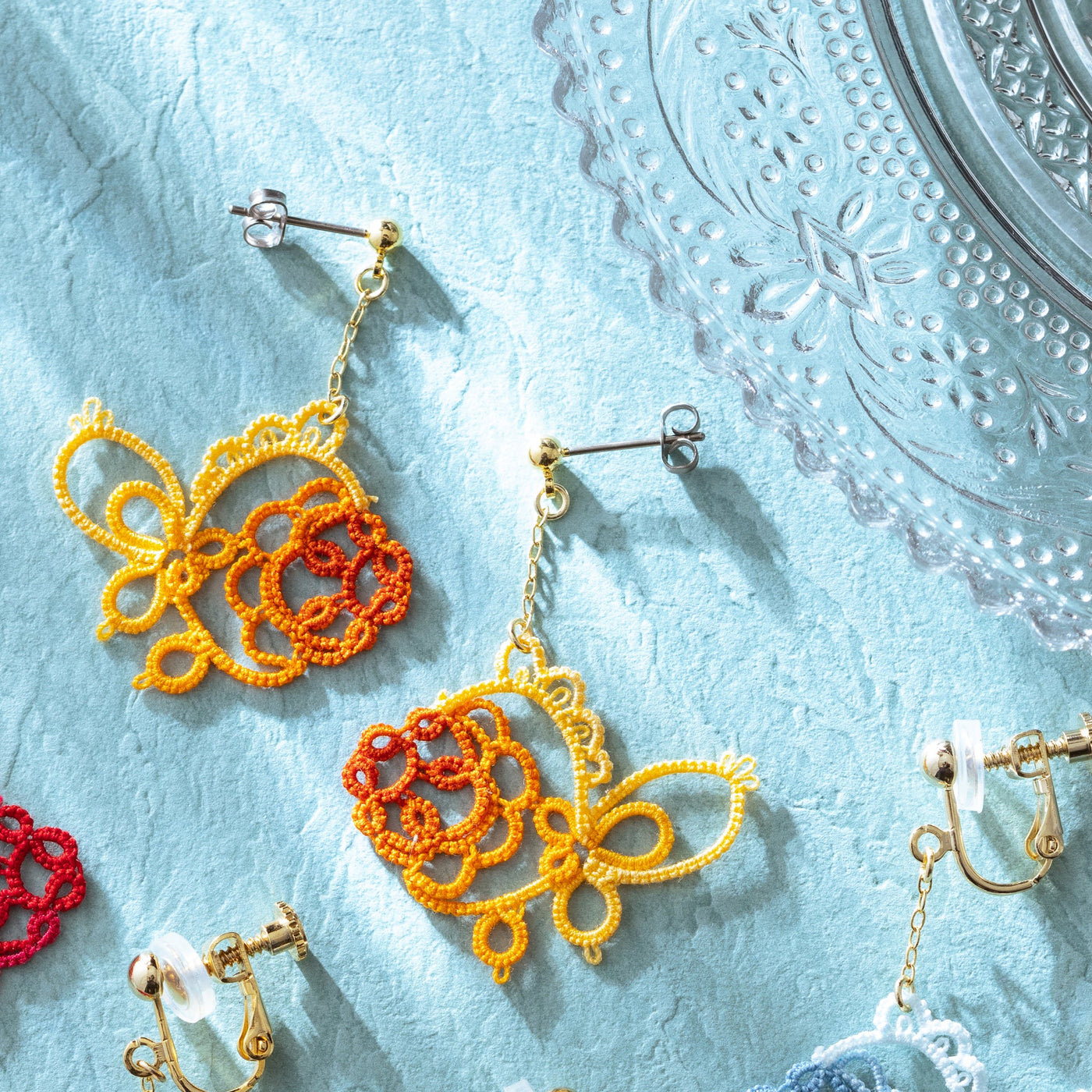 Nishikino] Japanese Handmade Goldfish Tatting Lace Earrings