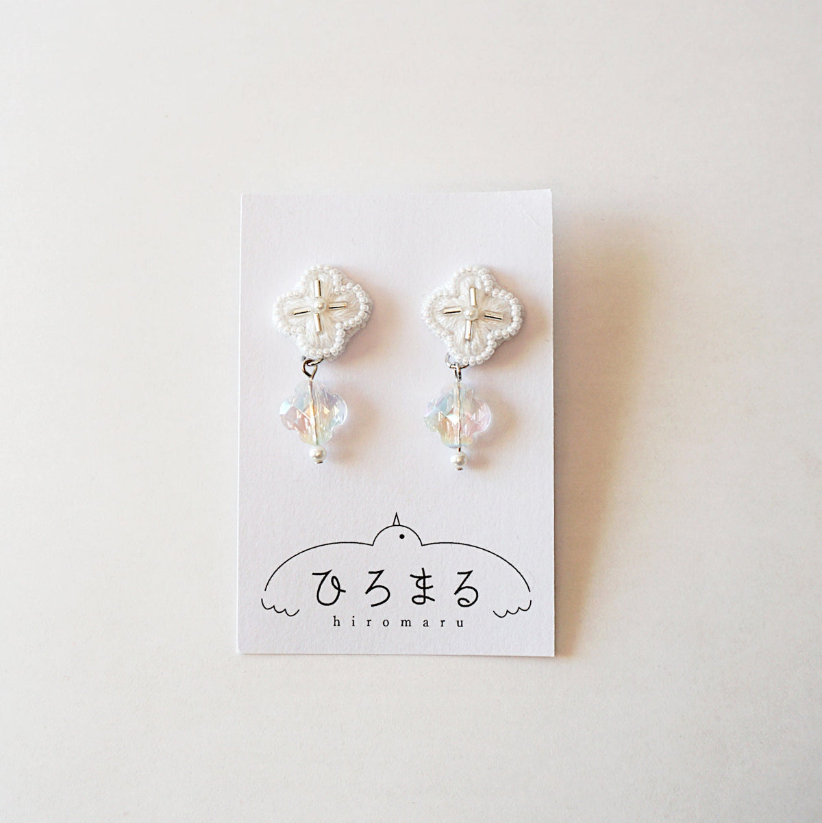 [hiromaru] Japanese Handmade Flower Embroidery Earrings, White