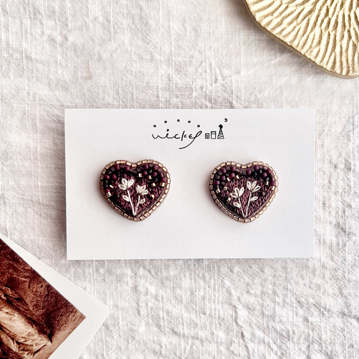 [WiCKET] Japanese Handmade Little Milk Choco Heart Embroidery Earrings